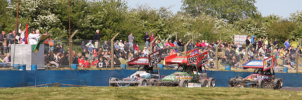 F2s at Mendips Raceway